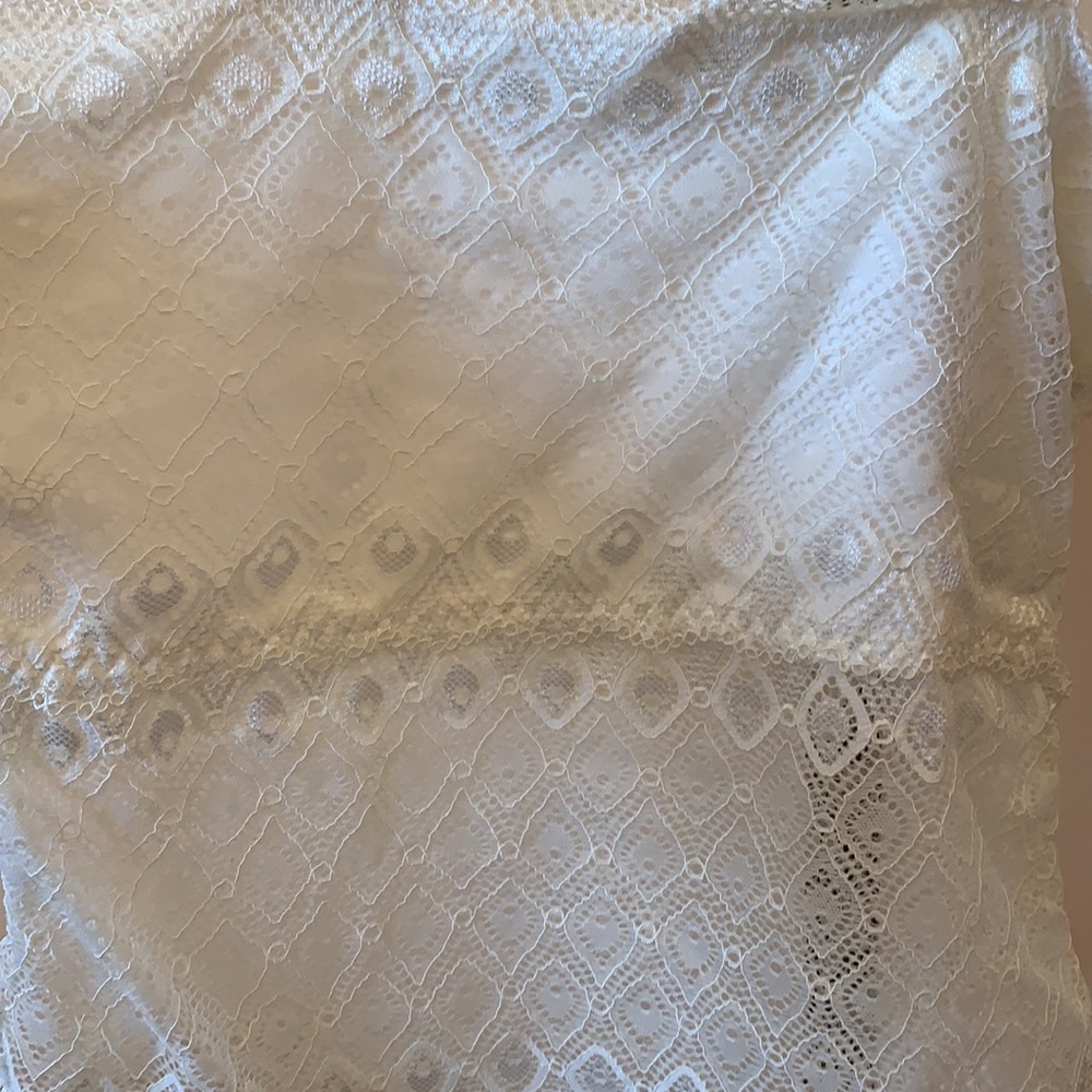 Patterned Tank Top - Picture 2 of 4